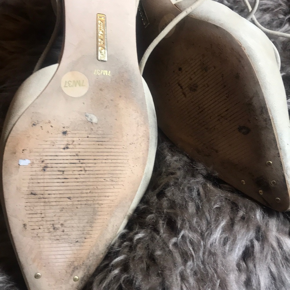 Louise et Cie Flat with extended shoe lace - Picture 3 of 3
